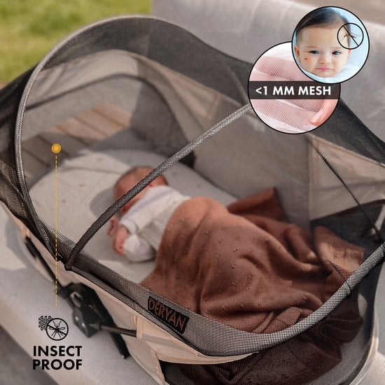 Babybed met klamboe
